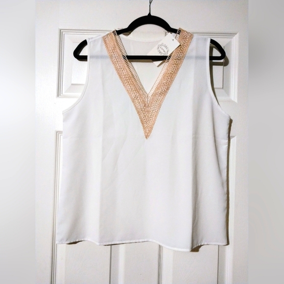 Camisa Sleeveless Embroidered Embellished Blouse Suze Large NWT - Picture 1 of 6